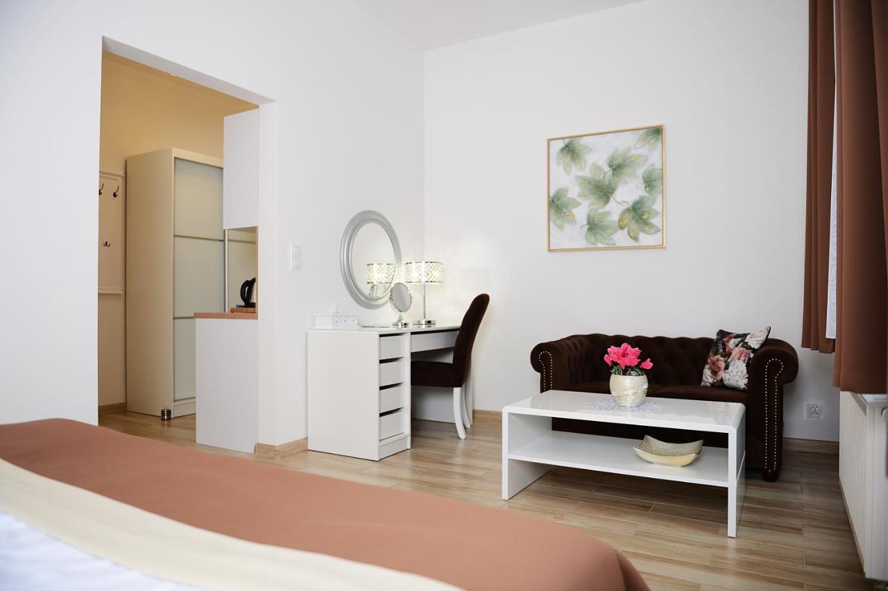 Rezydencja Mysliwska - Apartamenty Koszalin Eksteriør billede