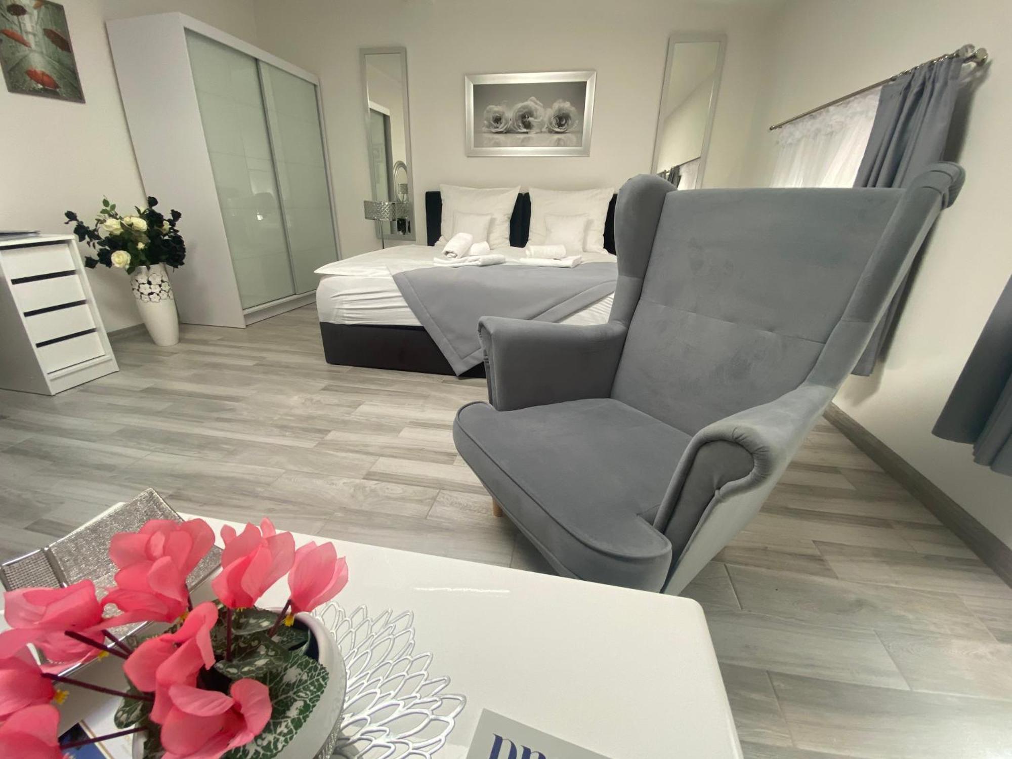 Rezydencja Mysliwska - Apartamenty Koszalin Eksteriør billede